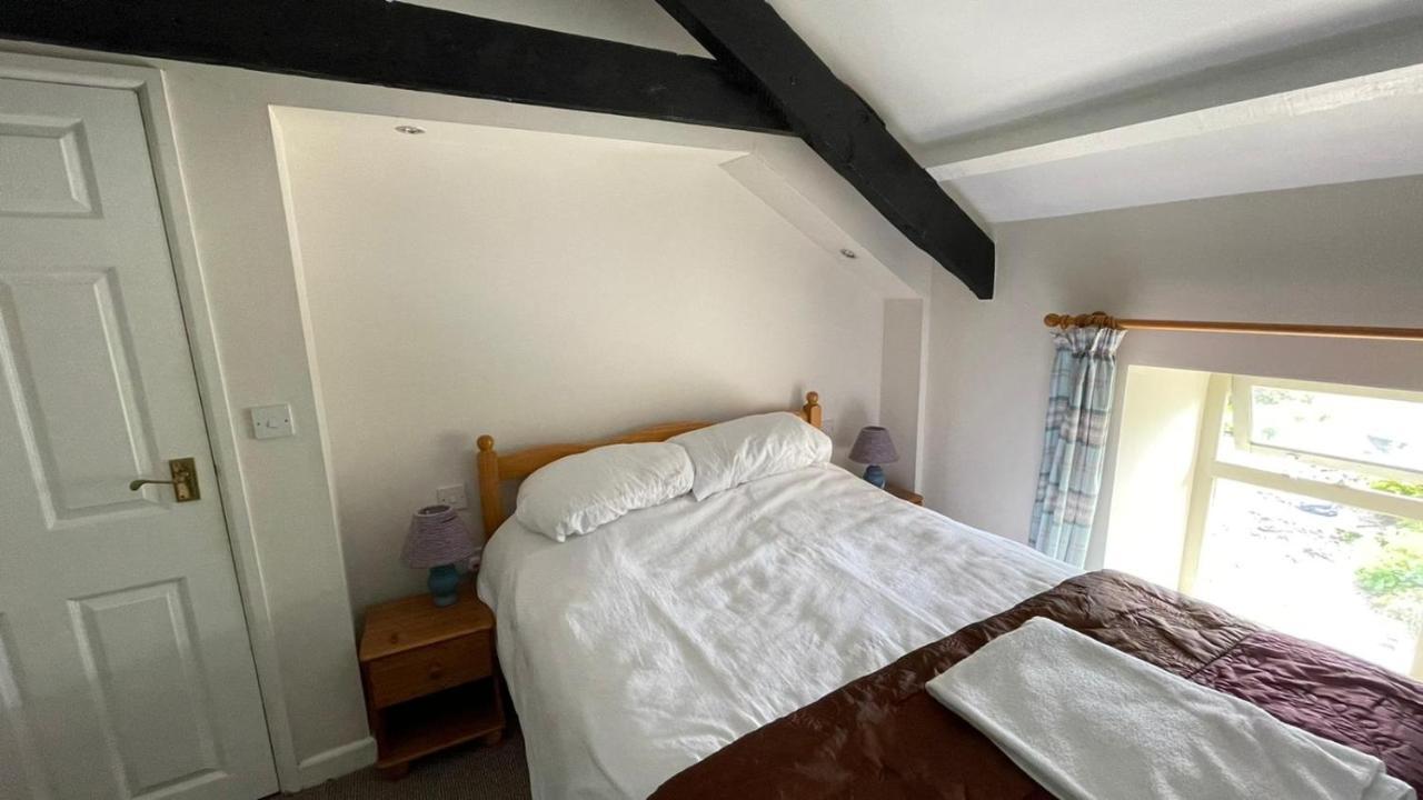 Villa Crug Yr Eryr Isaf à Llandysul Extérieur photo